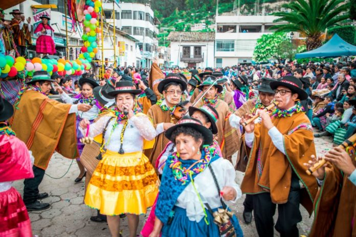 Apurímac comienza con las celebraciones del Carnaval de Turpo Patrimonio cultural que representa a la celebración por las lluvias y fertilidad de la tierra.
