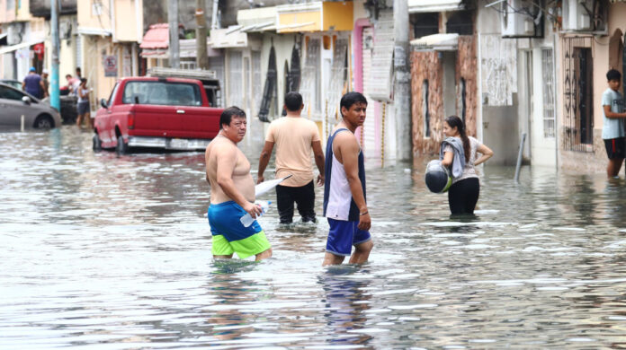 El Cenepred advierte que las lluvias originadas por el Fenómeno El Niño impactarán en más de un millón de personas.