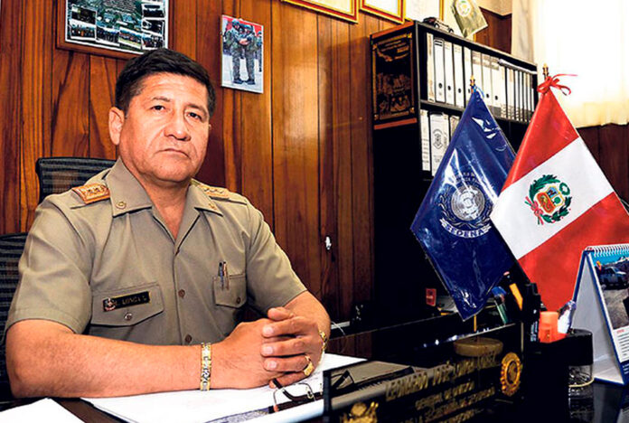 Leonardo Longa López, excomandante general del Comando del Vraem, considera que los casos de corrupción que se adjudican al Ejército peruano son intentos de dañar la imagen de la institución.