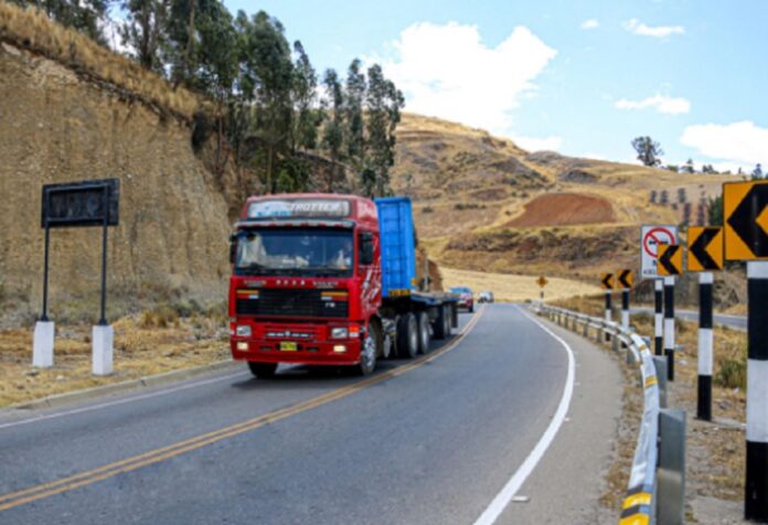 La restricción de tránsito entrará en vigor el miércoles 27 de marzo a las 18:00 horas y se levantará a las 06:00 horas del jueves 28 de marzo. (Foto: Andina)