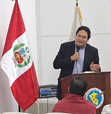 Enrique Valderrama