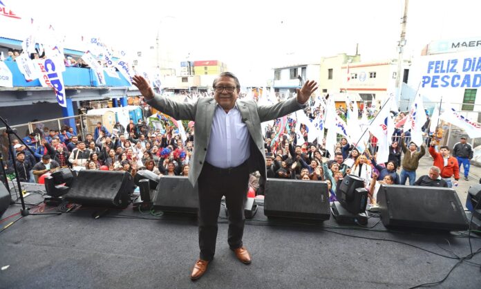 Dr. Ciro Castillo Rojo Salas fuente: Fpp