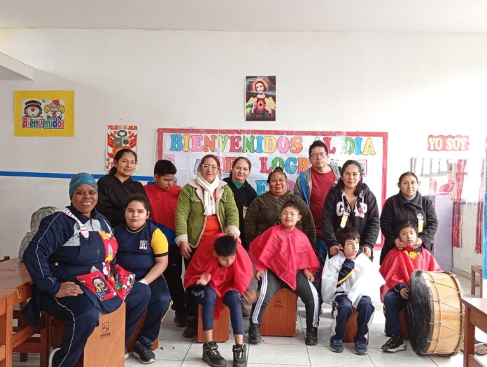 El Centro de Educación Básica Especial (CEBE) "El Progreso" en Carabayllo se fundó en el año 1983. Por tal motivo, el centro fue fundado después de la creación del nivel de Educación Especial en el Perú, que tuvo lugar en 1972.