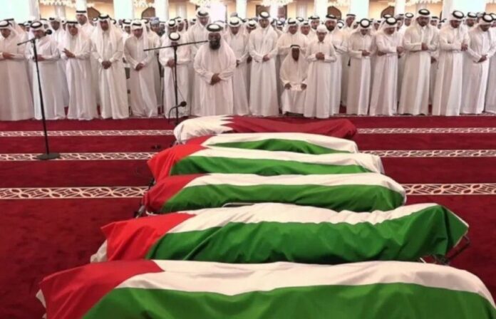 Ceremonia fúnebre de las 6 personas fallecidas por la agresión israelí a Doha en presencia del Emir y altas autoridades.
