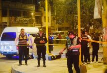 COMAS: A metros de comisaria asesinan a Chofer de combi por no pagar cupos