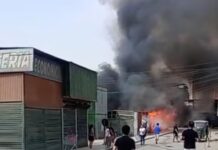 Puente Piedra: Desalojo de ambulantes de mercado «Tres Regiones» desata incendio y enfrentamientos
