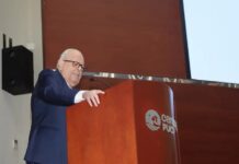 Velarde llama a fortalecer el Estado ante próximos desafíos económicos