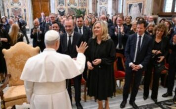 León XIV pide a partidos centrar atención en el pueblo